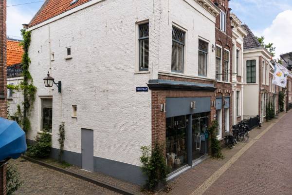 Winkelruimte Jacobijnestraat 11- 13 Haarlem