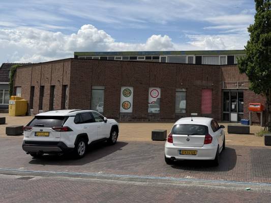 Winkelruimte Dorpsstraat 1 Zoutkamp