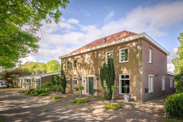 Bedrijfsruimte Schoolweg 33 Neede