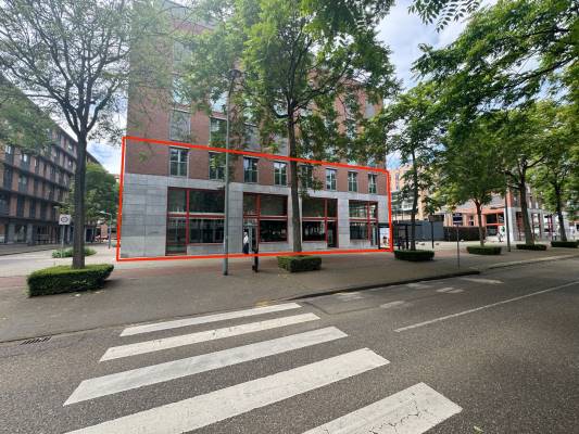 Winkelruimte Avenue Ceramique 110 Maastricht