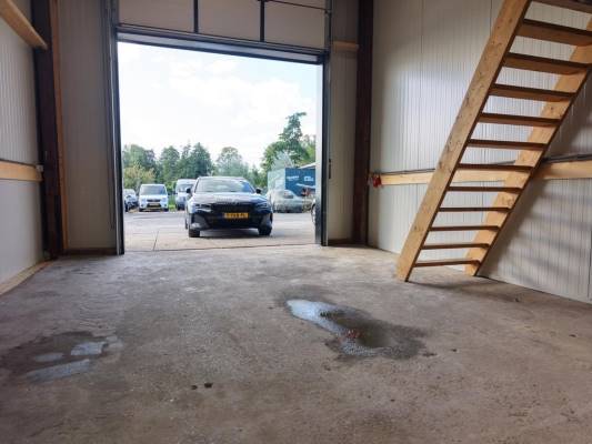 Bedrijfsruimte Oudhuijzerweg 18 Wilnis