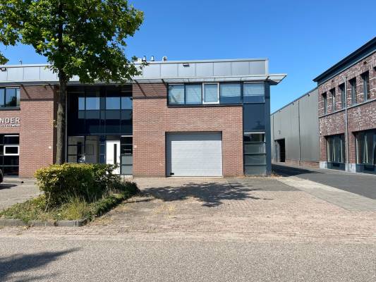 Bedrijfsruimte Ambachtstraat 9 Wijk en Aalburg