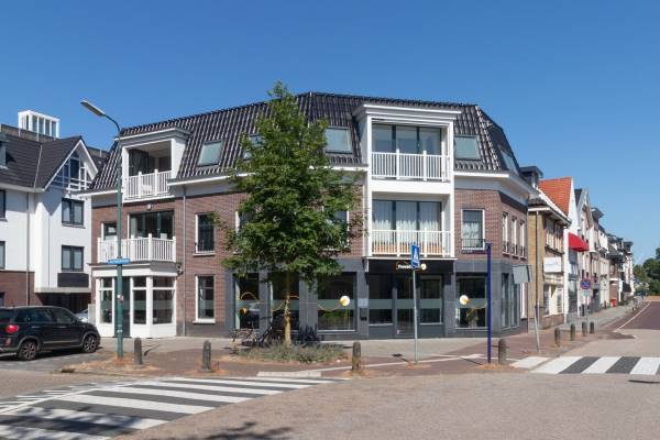 Winkelruimte Nieuw Baarnstraat 1 Baarn
