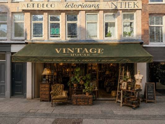 Winkelruimte Albert Cuypstraat 217- 219 Amsterdam