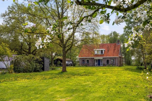 Bedrijfsruimte Kanaalweg 32 Schoonebeek