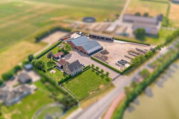 Bedrijfsruimte Tholenseweg 29 Halsteren