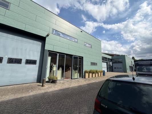 Bedrijfsruimte Neerloopweg 35 Breda