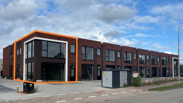 Bedrijfsruimte Lange Dreef 8- 1 Vianen (UT)