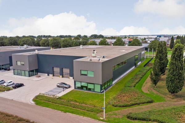 Bedrijfsruimte De Ee 11 Dronten