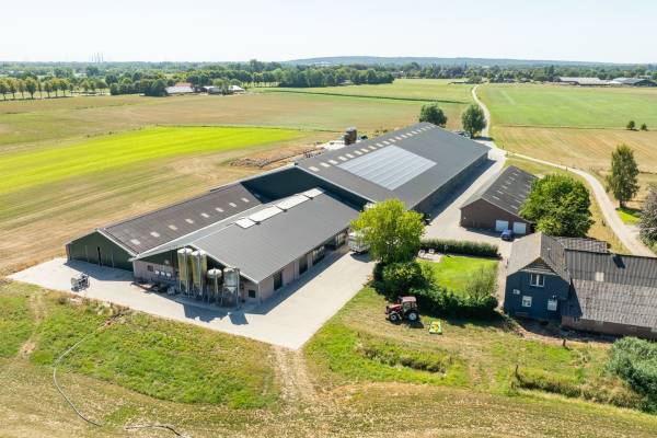 Agrarisch bedrijf Fokkenkampseweg 11-+ 11a Wehl
