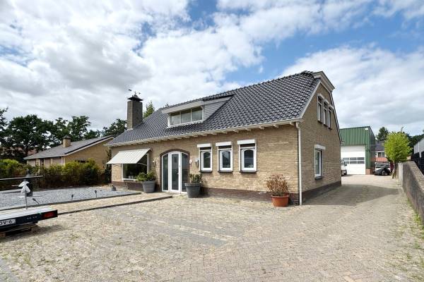 Bedrijfsruimte Langeweg 41 Fijnaart