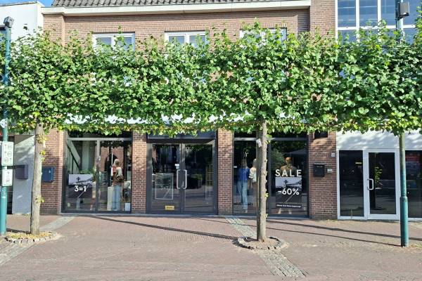 Winkelruimte Markt 2 Budel