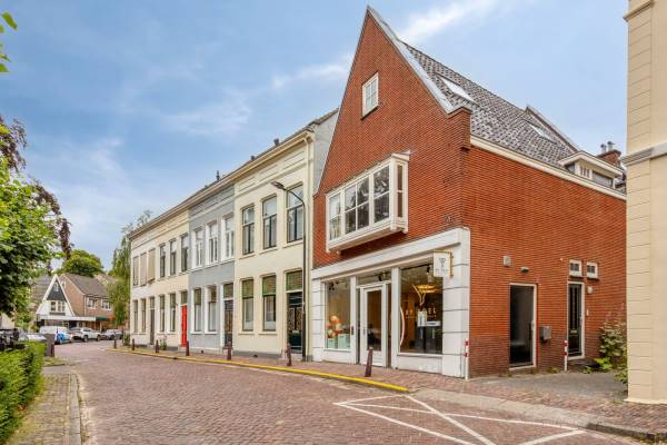 Bedrijfsruimte Stationsstraat 15 Abcoude