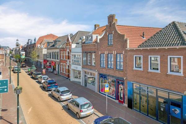 Winkelruimte Kaaistraat 18 Steenbergen (NB)