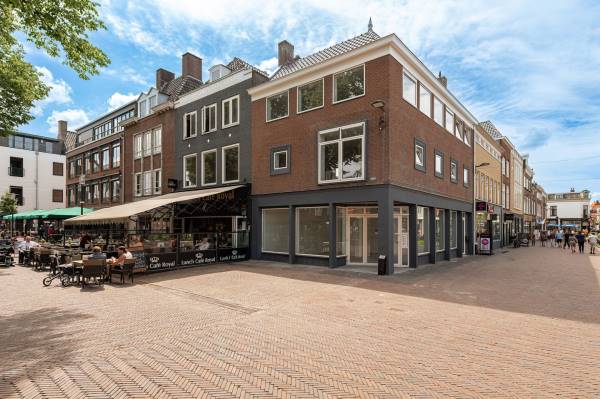 Winkelruimte Markt 14 Tiel