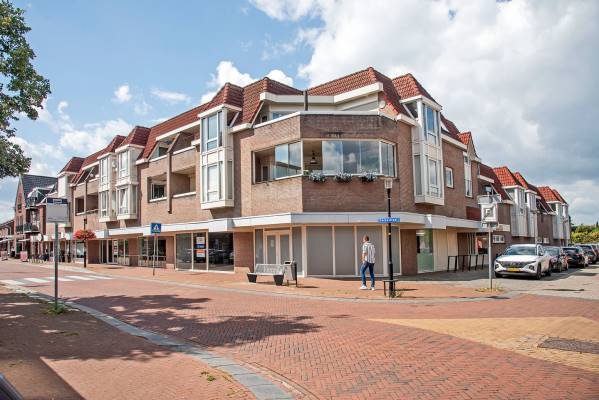 Winkelruimte Dorpsstraat 122 Enter