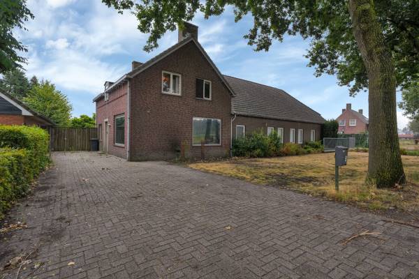 Agrarisch bedrijf Houtsestraat 9 Sint-Oedenrode