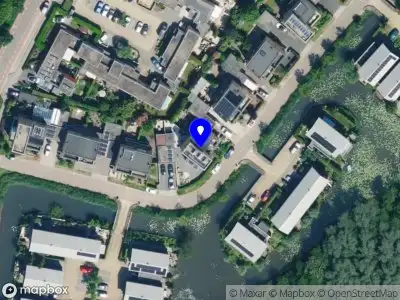 Nieuw bedrijf Monique Haarmode