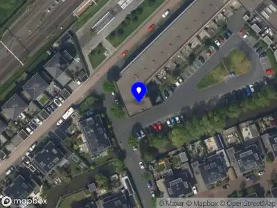 Aäron onderhoudt en bouwt Hooglanderveen