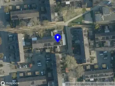 Betonnen Beelden Tiel