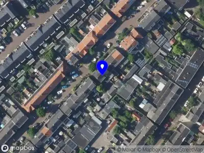 Lieke Onstein - Holding Space