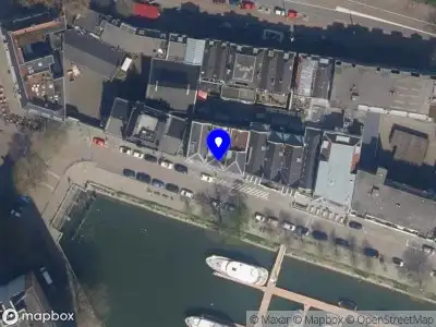 Nieuw bedrijf Room Sixteen