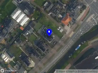 Nieuw bedrijf Zanger John Dame