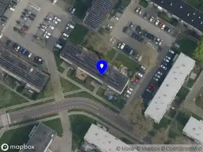 Nieuw bedrijf B-13 Koerier