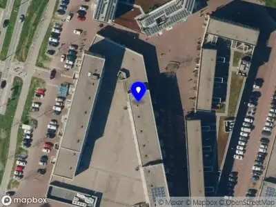 Quzu Cafe & Restaurant