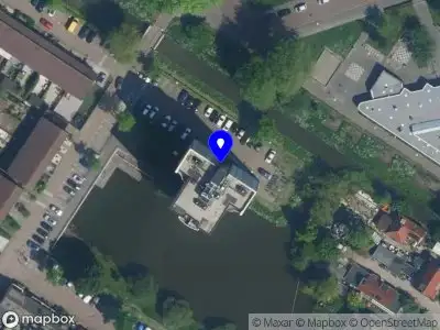 Oukrichen Holding B.V.