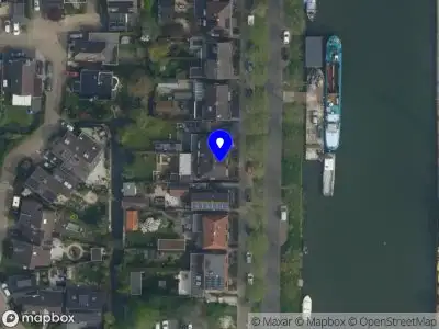 Leonardo Holding B.V.