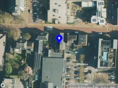 Plebs & Snobs Online