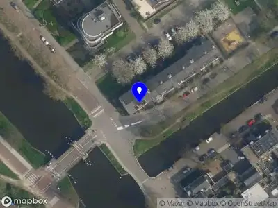 Simone geeft les Delft