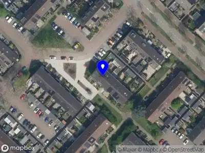 Melissa Teaching English