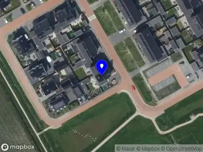 by-Heidi Zwartebroek