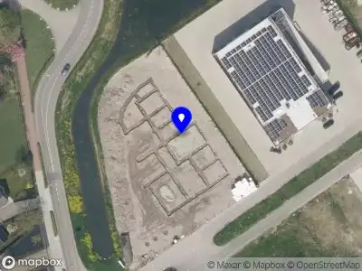 Reza’s Beauty and Nails