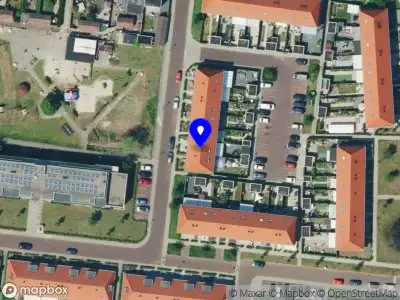 Besma FASHION WITH A SMILE