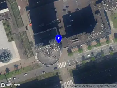 Yade Lauren Holding B.V.