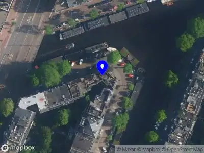 Devon Elizabeth Amsterdam