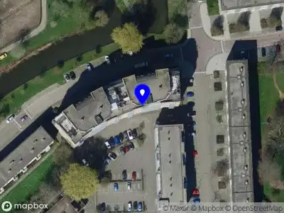 Nieuw bedrijf St. Admin.knt. van aandelen S. Beheer