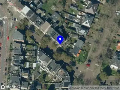 Hanneke Benjamins Holding B.V.