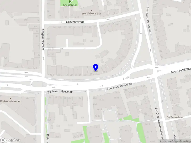 Muziektheater maker en performer Julia Versteeg