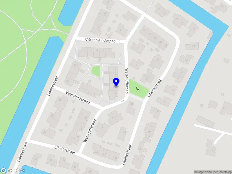 Make Up Artist Ramona