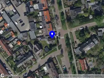 Sister of Claudia Etten-Leur