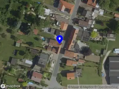 Met Handjes en Voetjes Beek