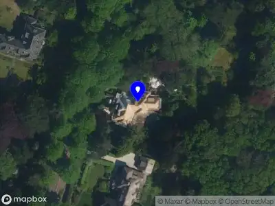 Dennekroft, Holding B.V.