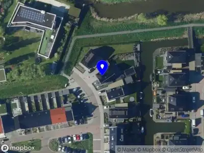 E. van Waardenberg Holding B.V.