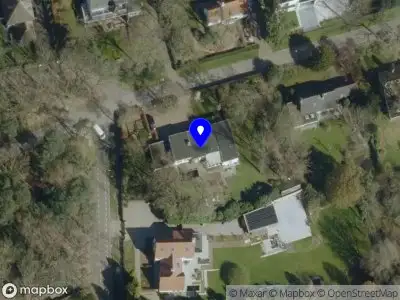 Nieuw bedrijf Sticht. Kunstgras H.T.C. Son