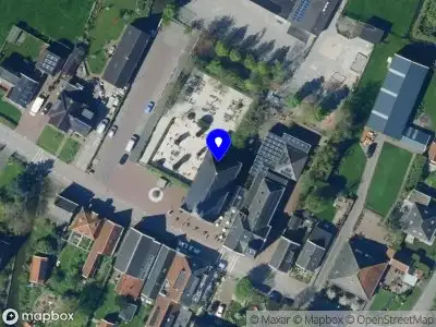 St. Kerkgebouw Warder