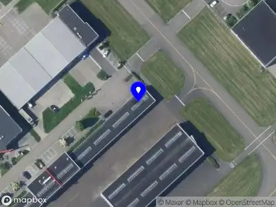 VVE hangar Complex II gelegen aan de Emoeweg Lelystad